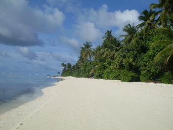 Maldives, Meemu Atoll, Medhufushi Island Resort